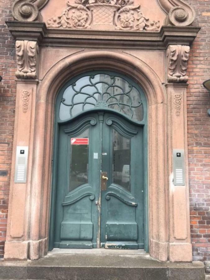 Luxury In The Heart Of Copenhagen Near Harbour Baths Apartment Bagian luar foto